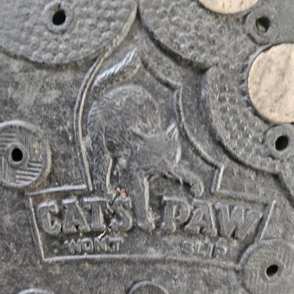 Alden Brogue Wingtip - Picture 10 of 17